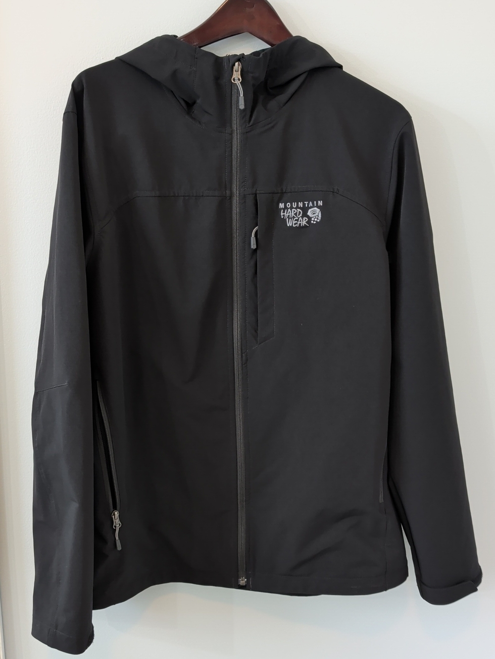 Mountain Hardwear Men's Black Hooded Softshell Windbreaker L